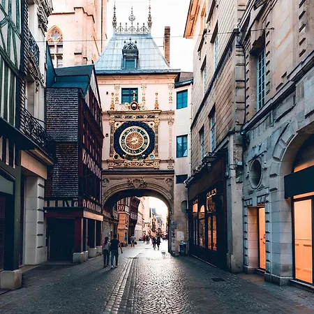 Calme Rdc Chu Parking Sécurisé Rouen